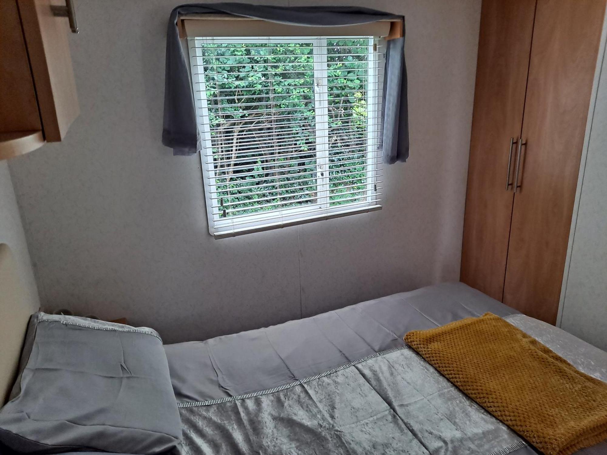 Amroth Bay Holiday Caravan Llanteg Extérieur photo