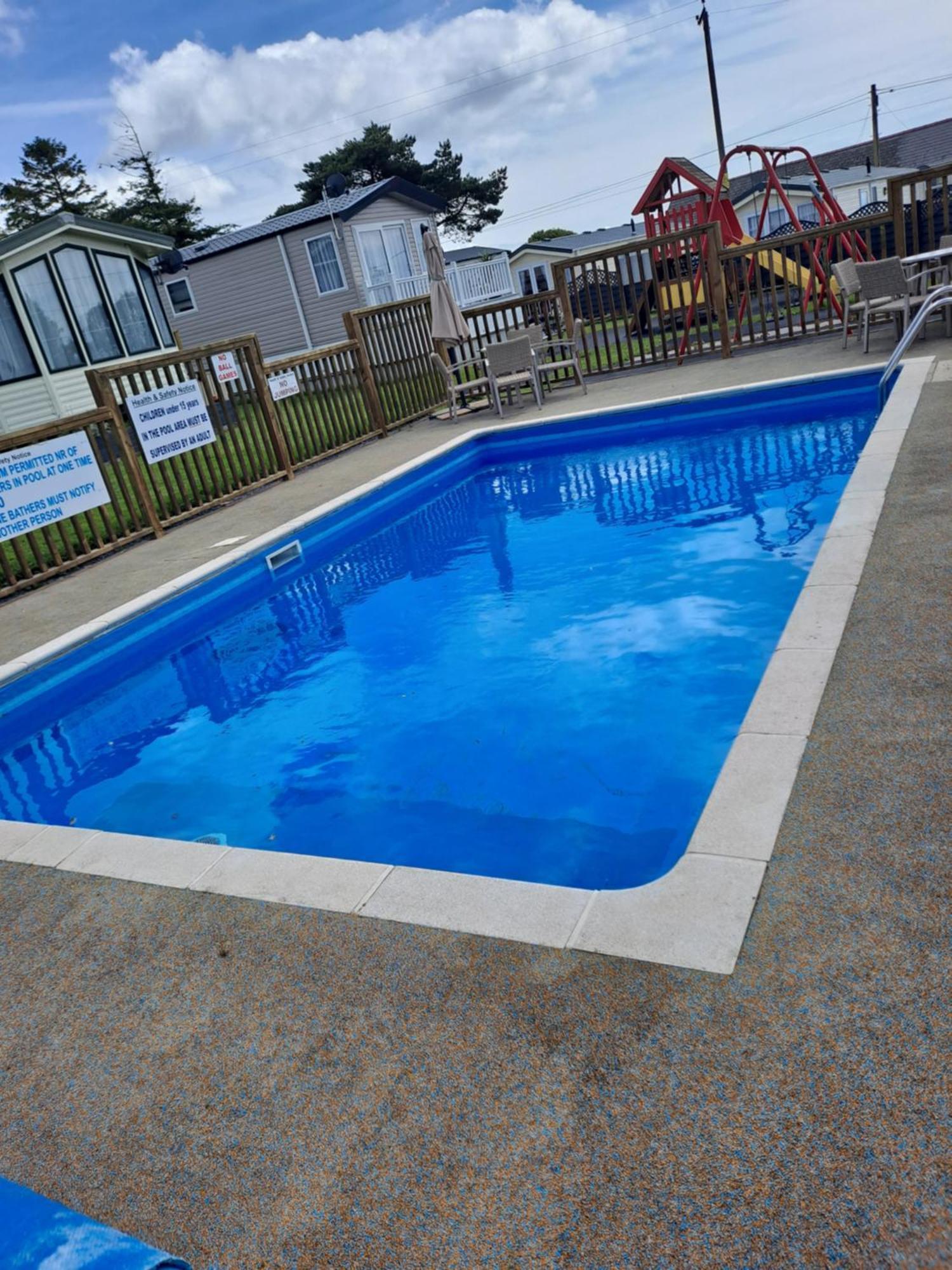 Amroth Bay Holiday Caravan Llanteg Extérieur photo